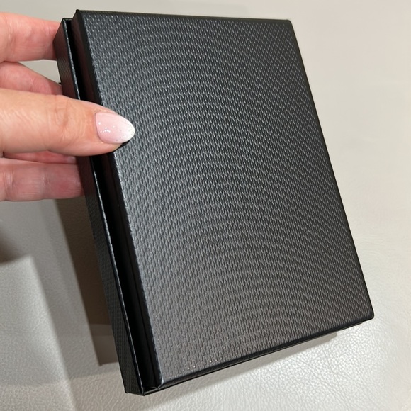 MCM Small Accessory Box - Picture 9 of 12